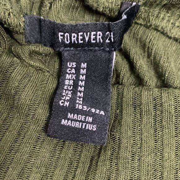 MockāNeckāBlouse - Picture 3 of 3